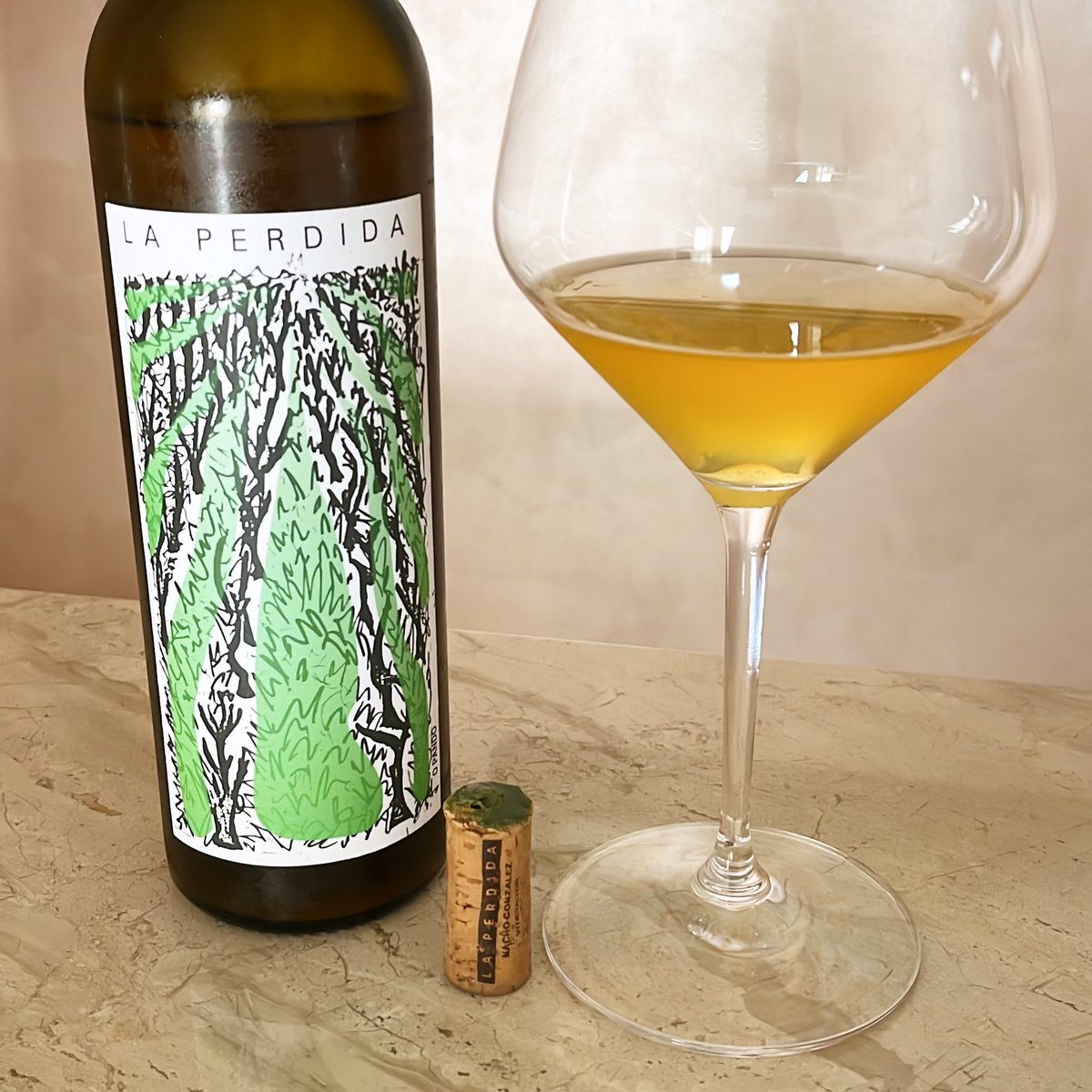 #porfinsábado para disfrutar de este #vino Nacho González La Perdida O Pando 2022 #wine #winelovers