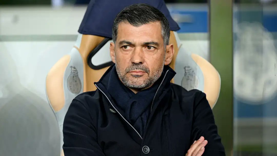 Sergio #Conceicao è un nome concreto tra i papabili per la panchina del #Milan, il compromesso tra ingaggio, esperienza e lavoro con giovani

Rispetto ad altri nomi si farà un tentativo reale per capire se ci sono i margini per andare a nozze (con il patrocinio di Jorge Mendes)