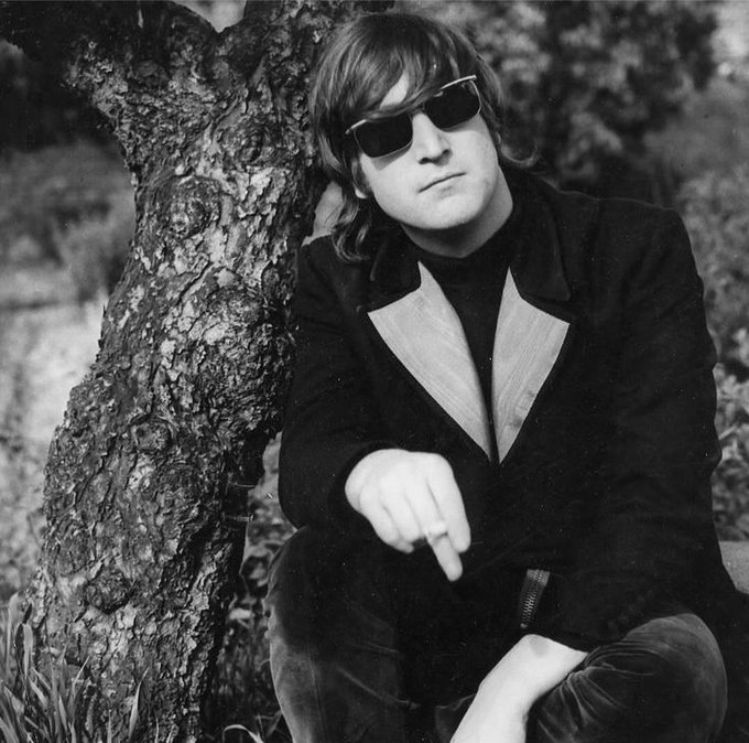 John Lennon at Chiswick House filming the promotional video of 'Paperback Writer/Rain', May 1966 #TheBeatles via @SgtPepper1710