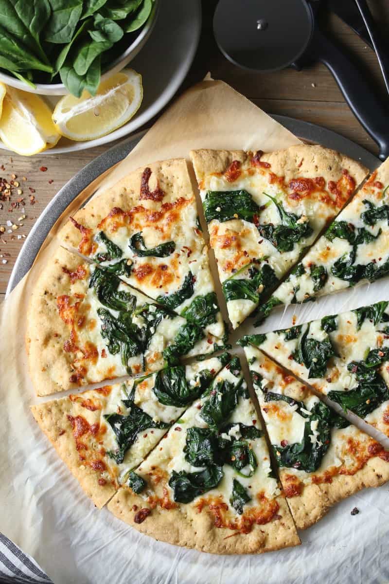 Does spinach belong on Pizza? 🥬 🍕