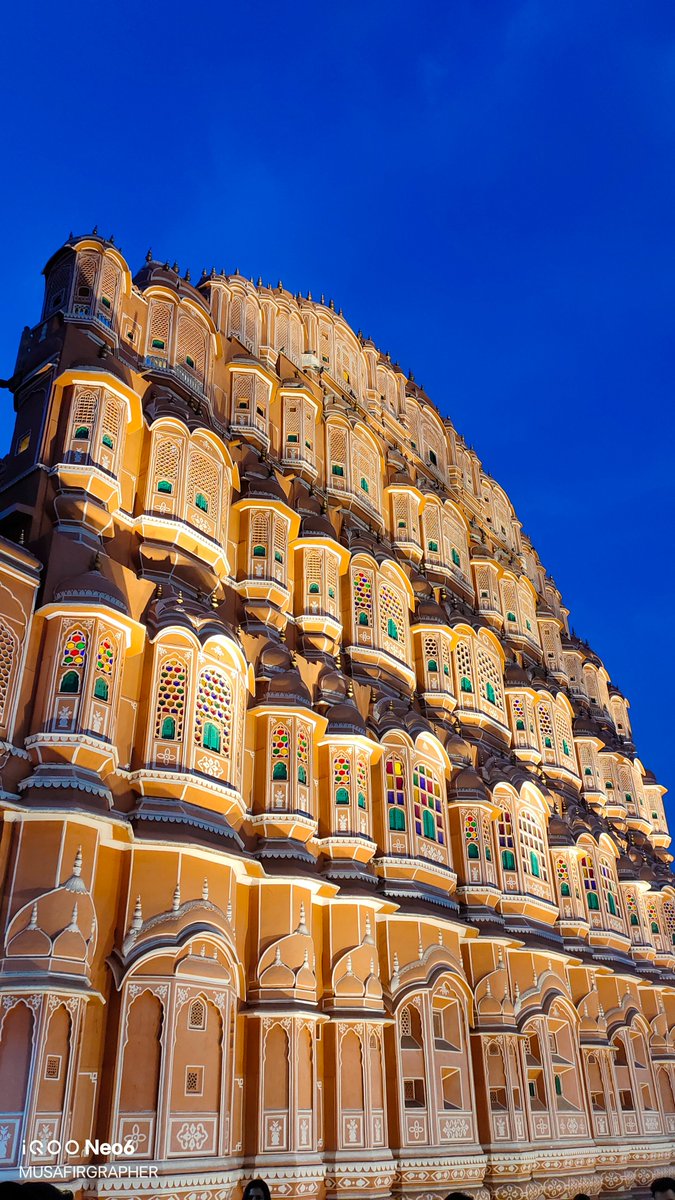 Jaipur's finest captured beautifully by @Garvit0106 #iQOOCommunity