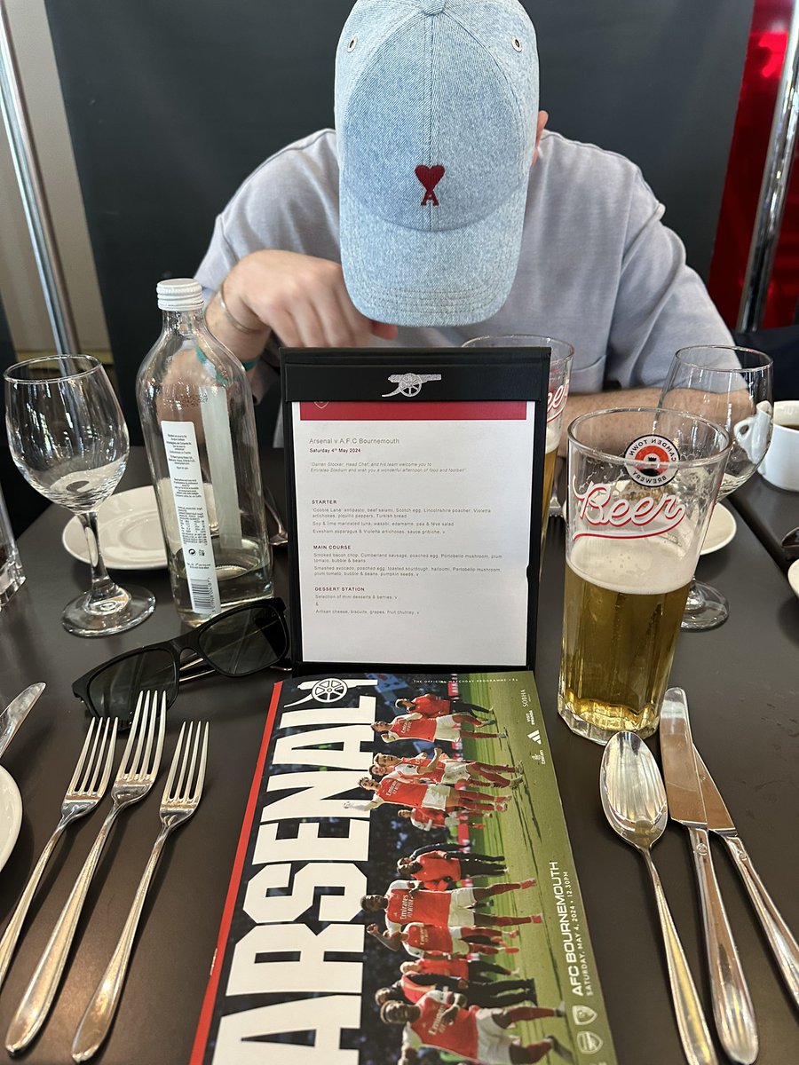 📍 Breakfast at the Arsenal
