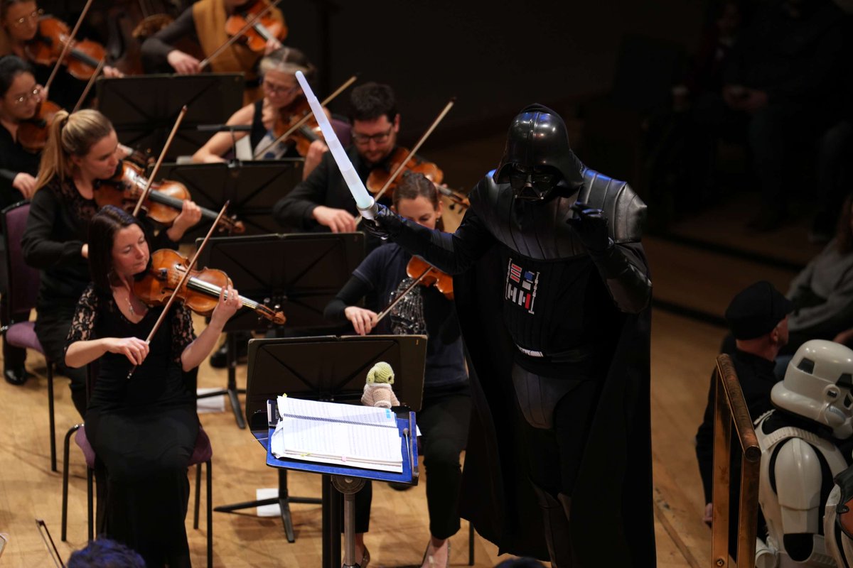 ⭐ May the Fourth Be With You ⭐ Happy #StarWars Day! Who's joining us for our Star Wars concert next season?! 👉 bit.ly/HalleStarWars0…