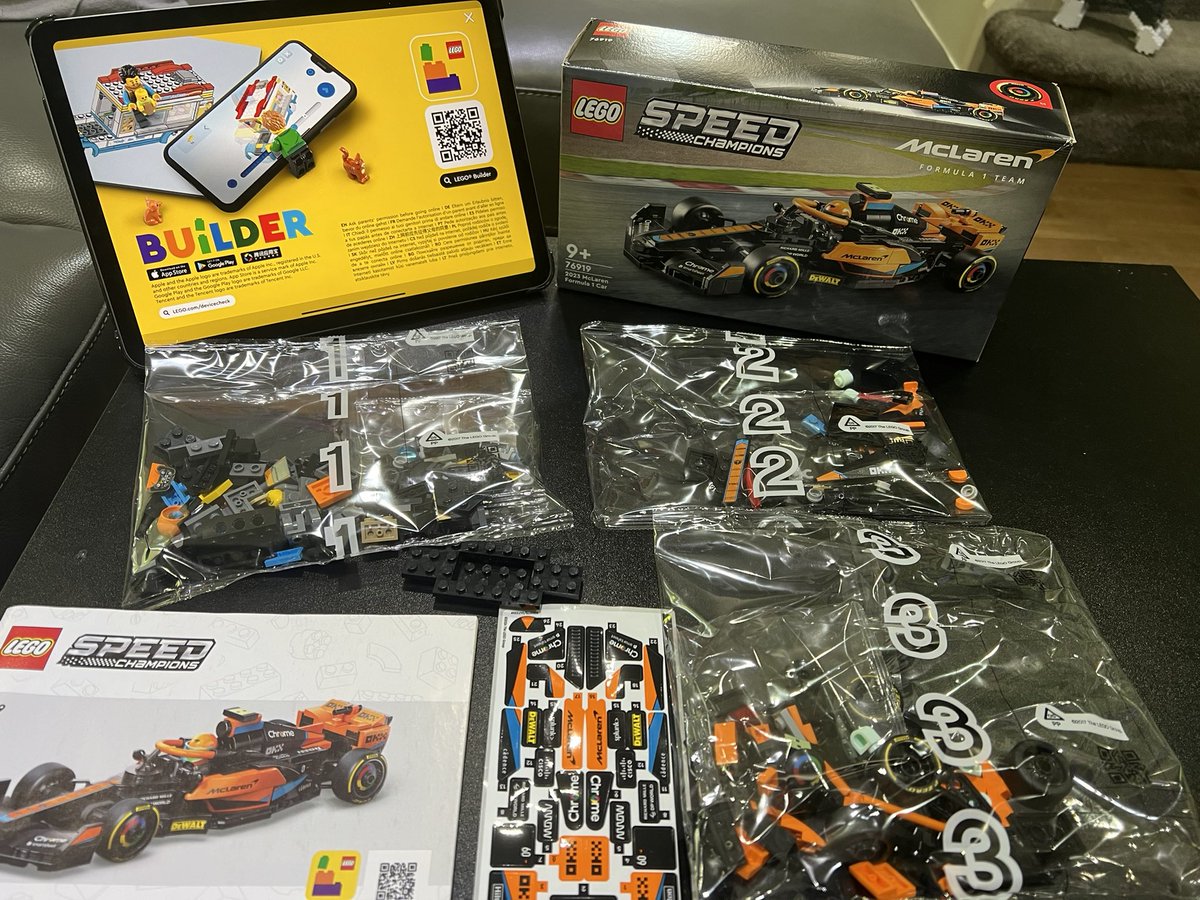First #LegoSpeedChampions build for over 6 months! #Mclaren #MCL60 #Formula1 car #Lego #AFOL