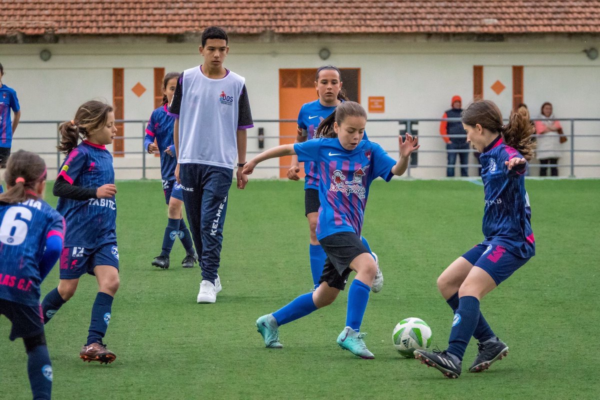 📸 Imágenes del Leioako Alevín en el Torneo CD Lourdes Tudela 

#AupaLeioako #AupaLeioaBETI 💙❤️