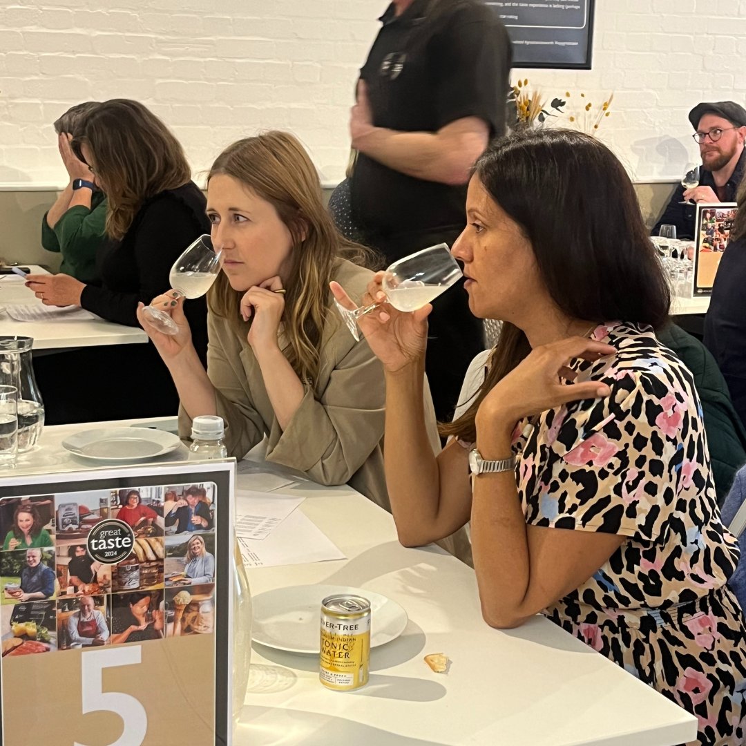The judges sampled a range of lo and no alcohol products earlier this week. We follow the instructions on the pack from producers but don't add any garnishes or additional ingredients to the drinks 🍸