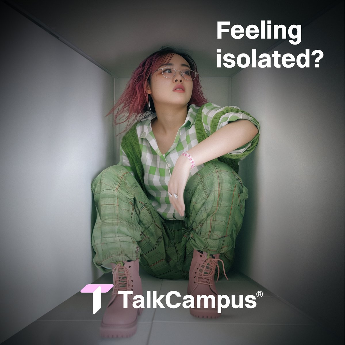 Starting a new chapter feels overwhelming, but remember that there are thousands of other students feeling the exact same way. #TalkCampus is your lifeline in moments of isolation. Reach out, connect, and find solace with peers who understand 💜