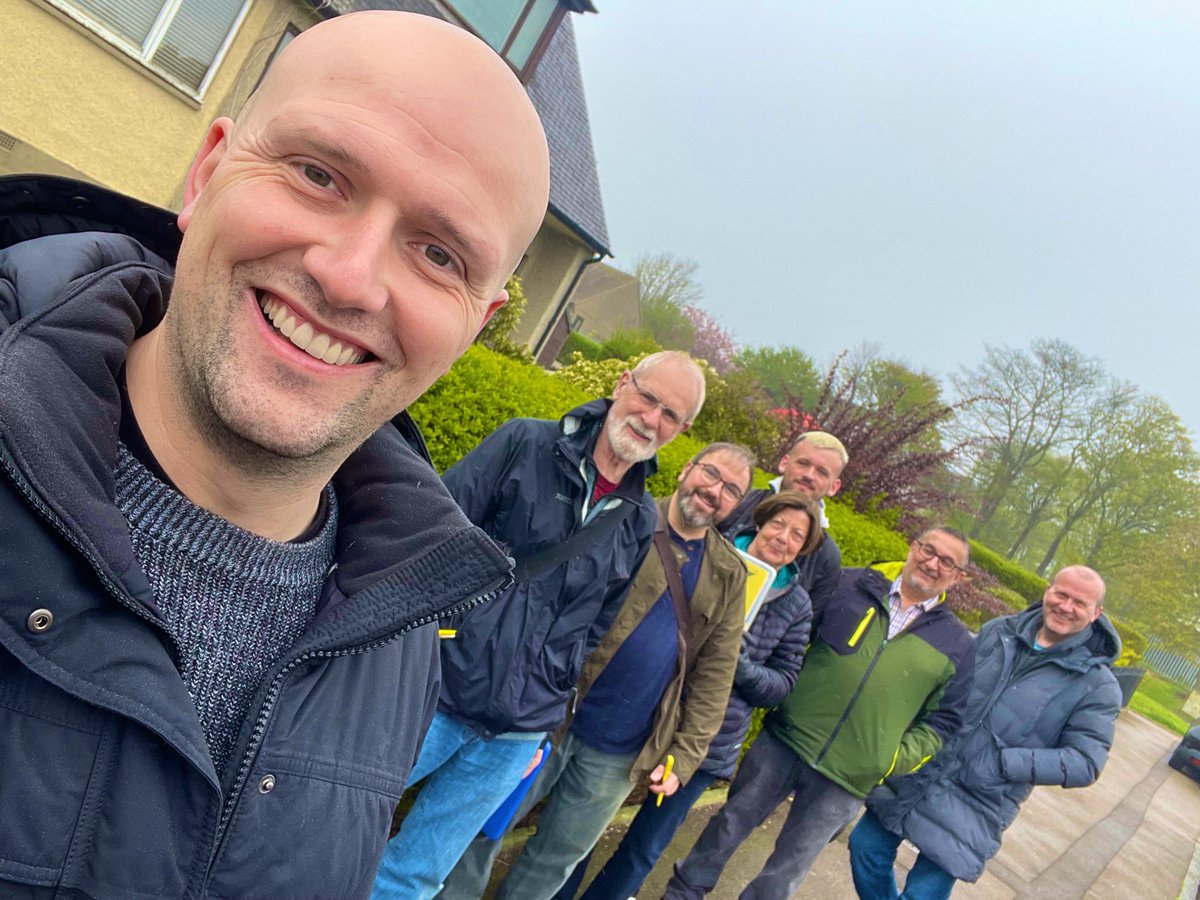 Great to be back out with some of the team this morning chapping doors in Torry. Folk just as delighted as we are to know that John Swinney will soon be leading our party and nation. #ActiveSNP #VoteSNP