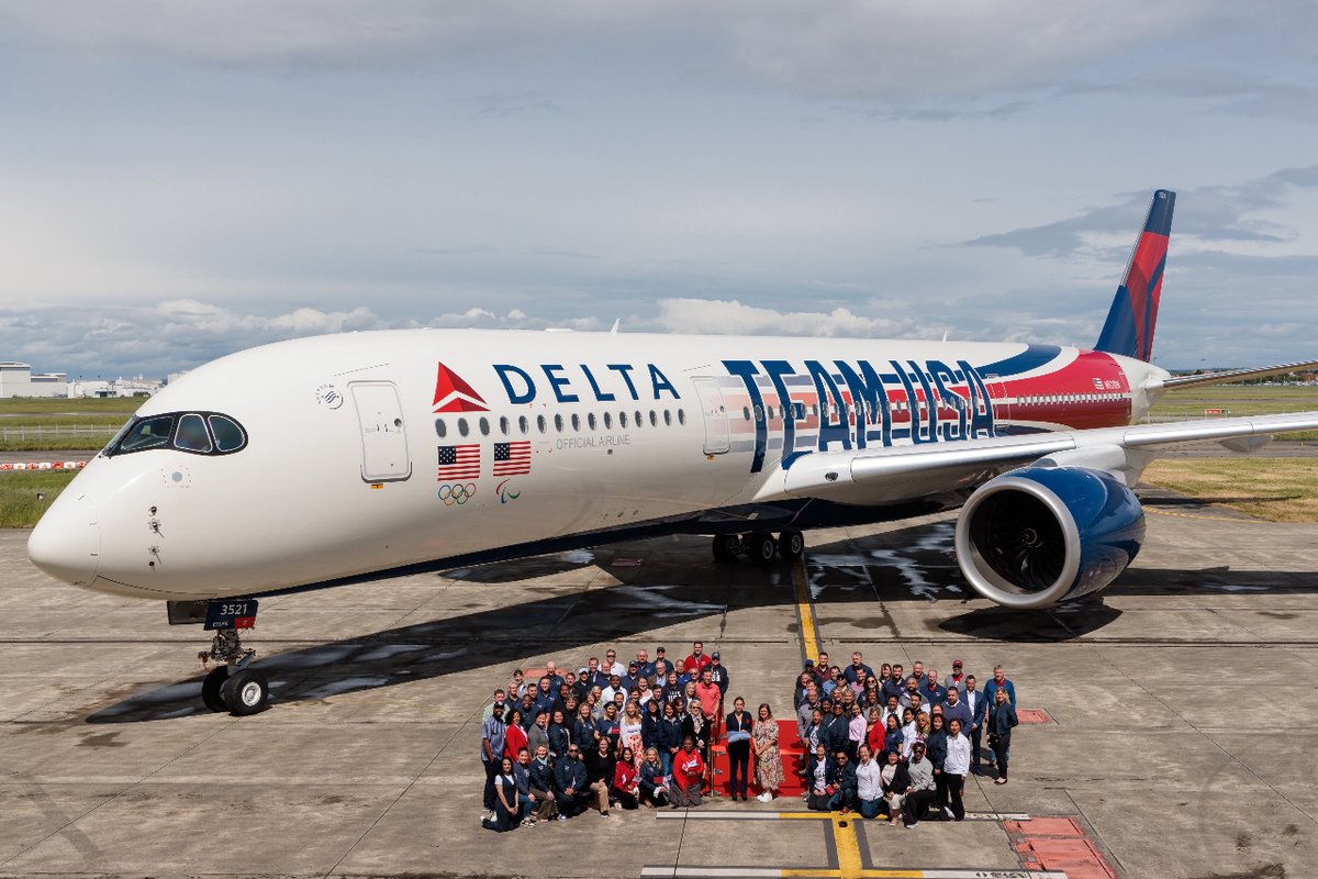 theffhub's tweet photo. Delta Air Lines takes delivery of their new Team USA aircraft🇺🇸

Delta Air Lines received a new Airbus A350 which is painted with the special livery of the Olympic USA Team. 

You can follow N521DN on @RadarBoxCom and catch it!

#airbus #a350 #deltaairlines #teamusa https://t.co/jJIu5p5crX