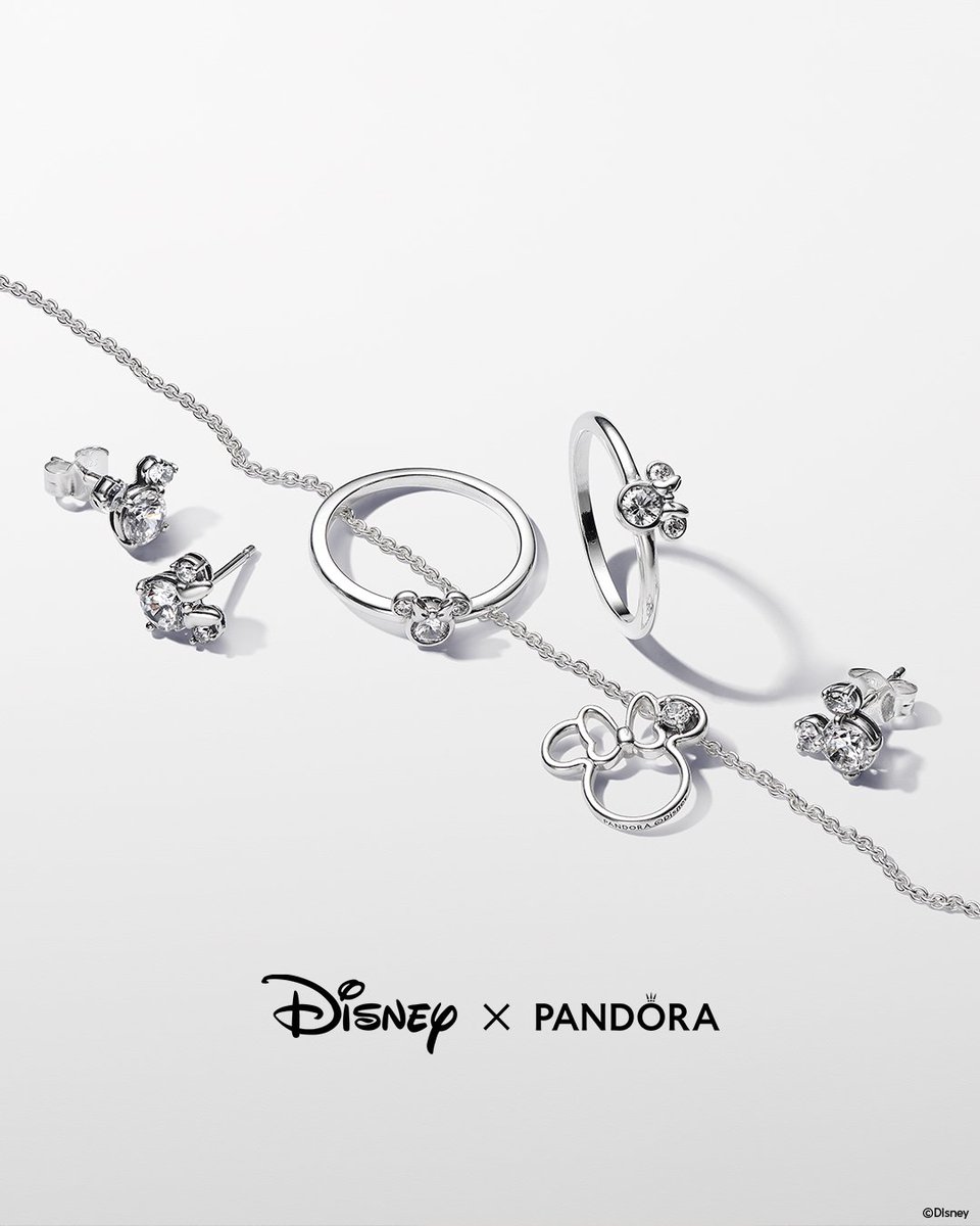 Add a sprinkling of Disney magic with the Disney Mickey Mouse collection #DisneyxPandora Shop now: to.pandora.net/zcp3HI