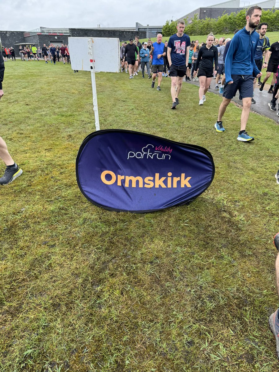 Bit of Parkrun tourism this morning-really enjoyed my first visit to @ormskirkparkrun- a nice double loop around the grounds of @edgehill!

@parkrunUK #parkrun #ormskirkparkrun #ormskirk #edgehilluniversity