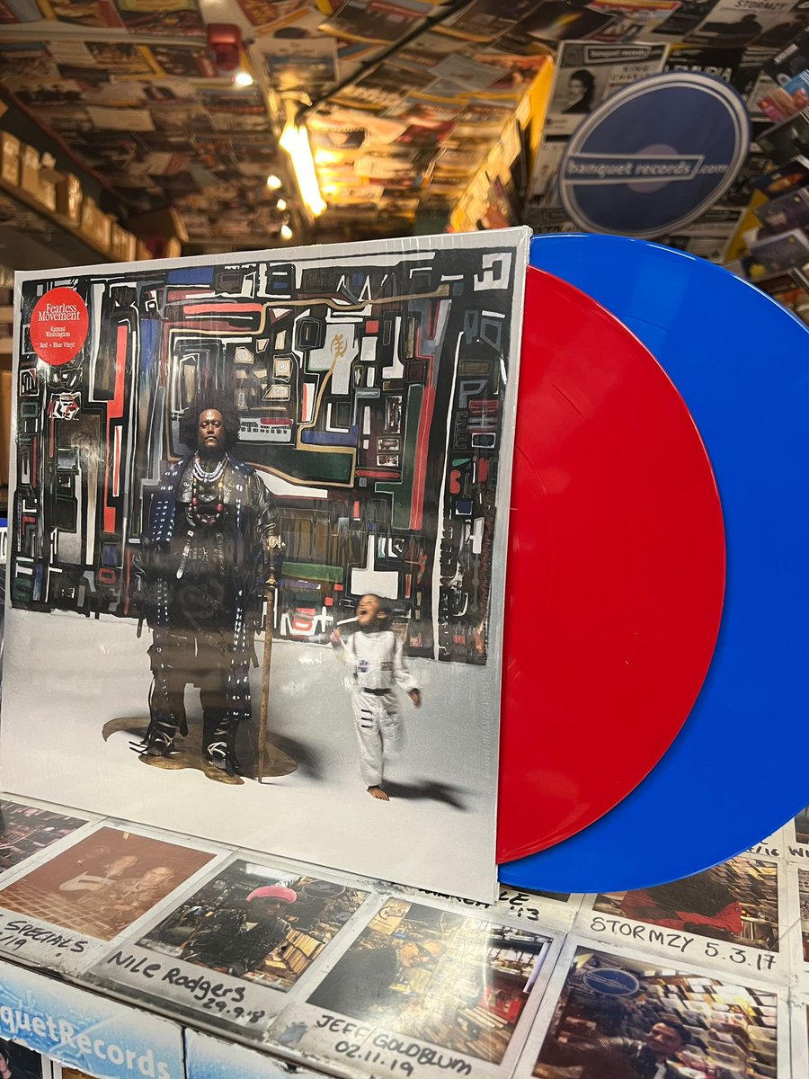 Fearless Movement from Kamasi Washington is in stores this week. Dan's attention to detail by dressing up as the vinyl colourway is second to none. banquetrecords.com/kamasi-washing…