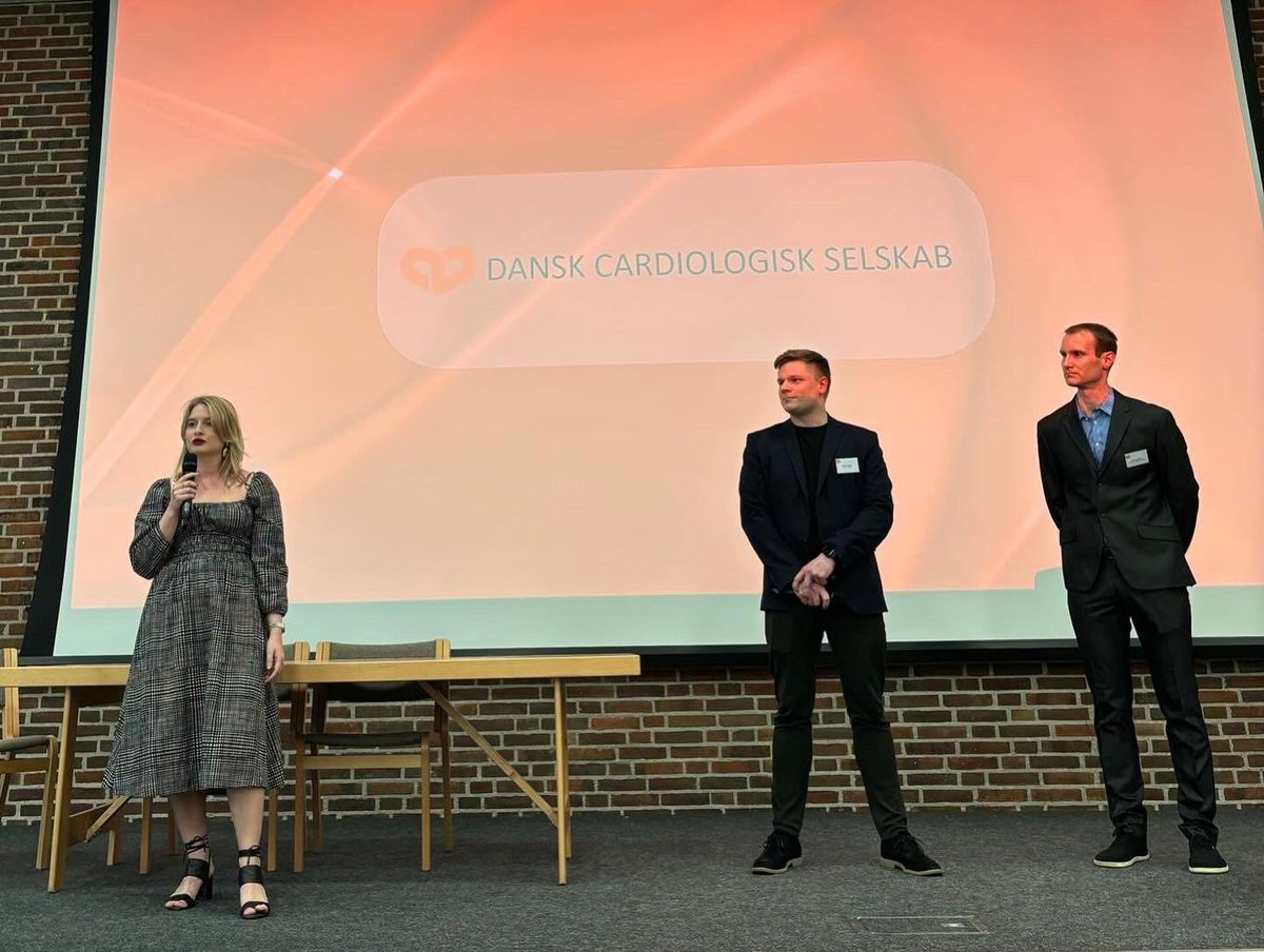 Jeg spurgte bestyrelsen i <a href="/cardio_dk/">Dansk Cardiologisk Selskab (DCS)</a> om jeg ikke måtte præsentere en session til årsmødet - med formålet at sætte fokus på det vigtige bidrag fra yngre og kommende kardiologer til anerkendelsen af dansk #kardiologi på verdensplan - jeg er af hjertet beæret for muligheden i går ♥️