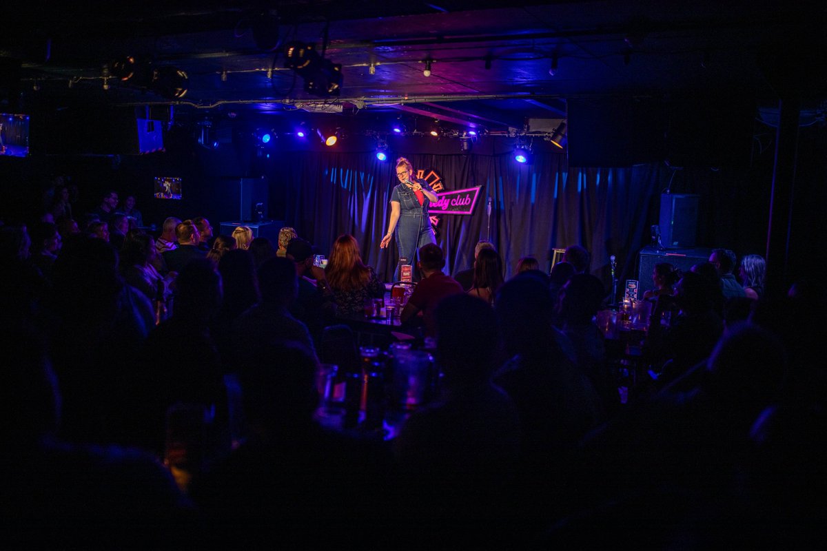 What went down last night at Komedia Comedy Club! 🔥 Ready to do it all again? Limited tickets are available for tonight! Grab yours now 👉komedia.co.uk/bri.../comedy/…