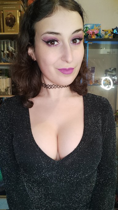 Bon weekend mes loulous, vous allez faire quoi de beau ? 😘 https://t.co/VcChbWdpuS<a href="/tag/mvsales"class="tags"><span>#mvsales</span></a>