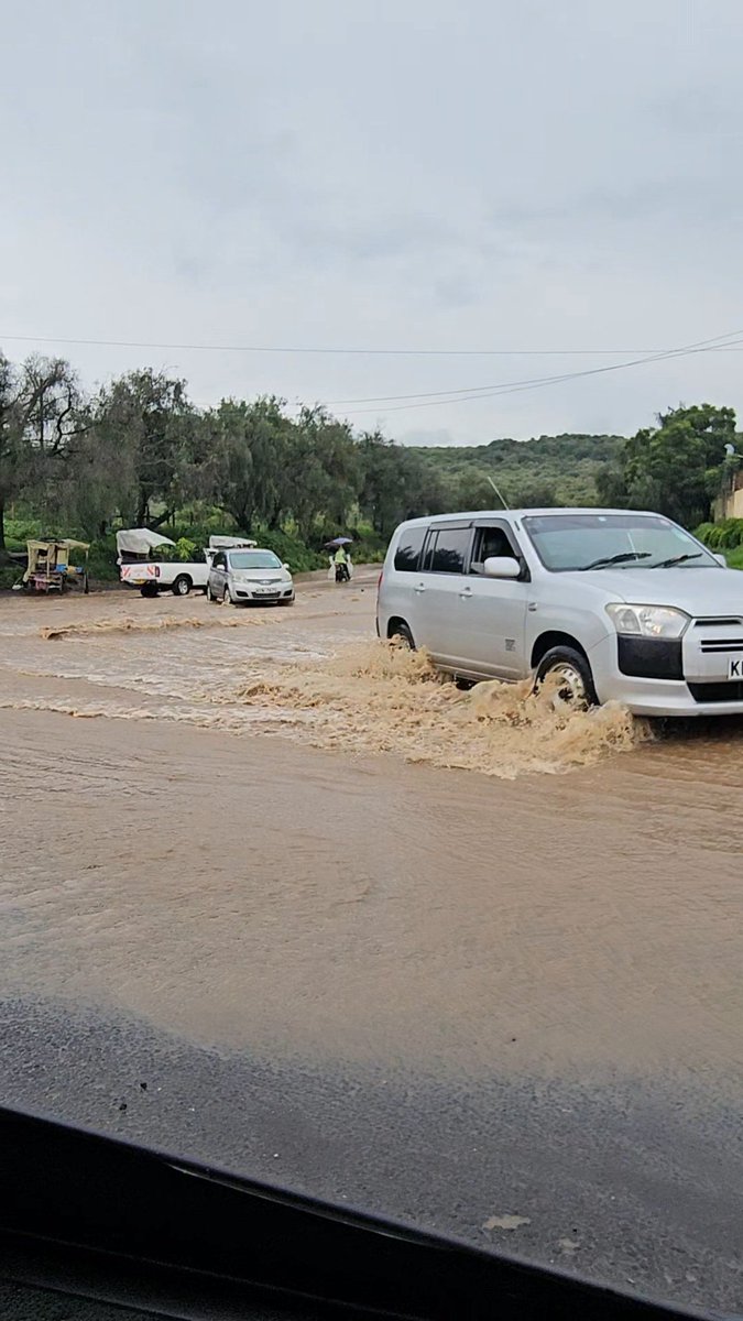dave_ramone's tweet photo. Nakuru nairobi rd
#ma3route https://t.co/on7TnZqJ22