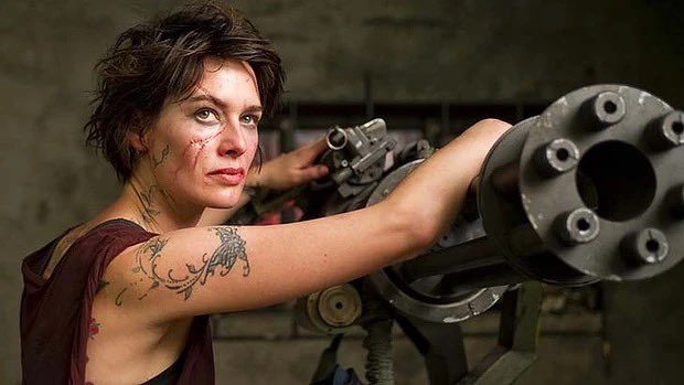 LightsCameraVi1's tweet image. Can you think of a very attractive movie villain-male or female?