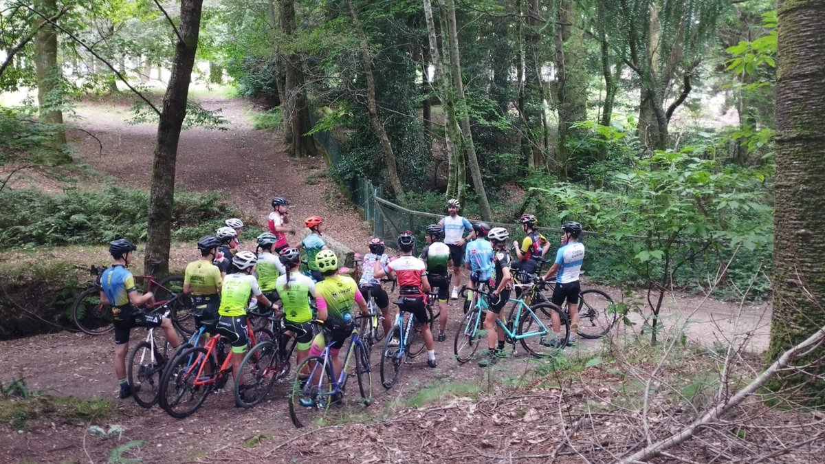 #FormaciónFCG | Campus Ciclismo Galego: este verán non hai dous sen tres

🔜🌞 O campamento de Ciclismo en Estrada súmase ao de Mini DH e ao de Ciclocrós

🔗 fgalegaciclismo.es/index.php/es/s…