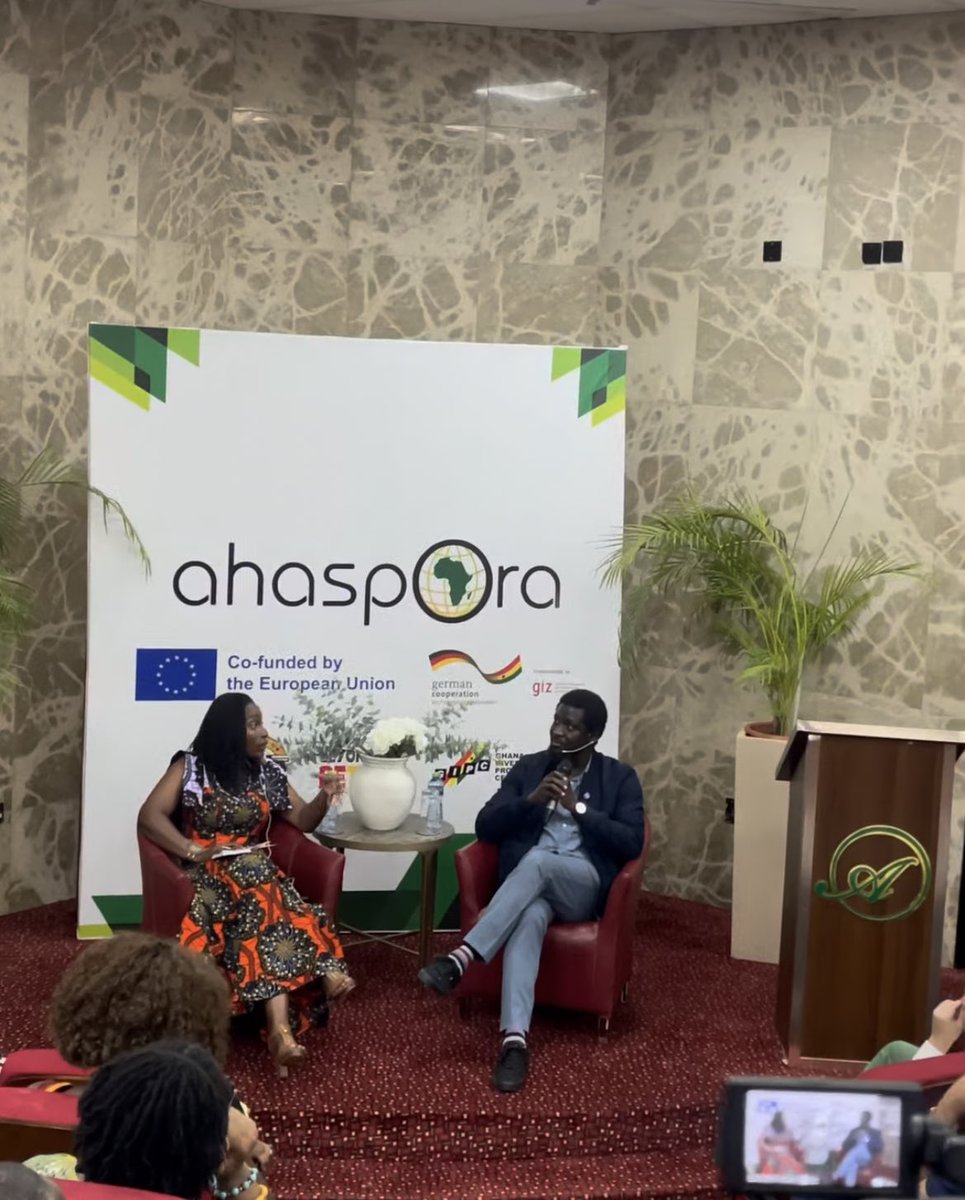 It was a pleasure being invited to the Diaspora Roundtable series with @ibrahim_mahama. If you hear the words that come out of his mouth as an extension of his thoughts you’ll understand how he is making futuristic Art in the present. He is ahead of his time. Keep going 👏🏾
