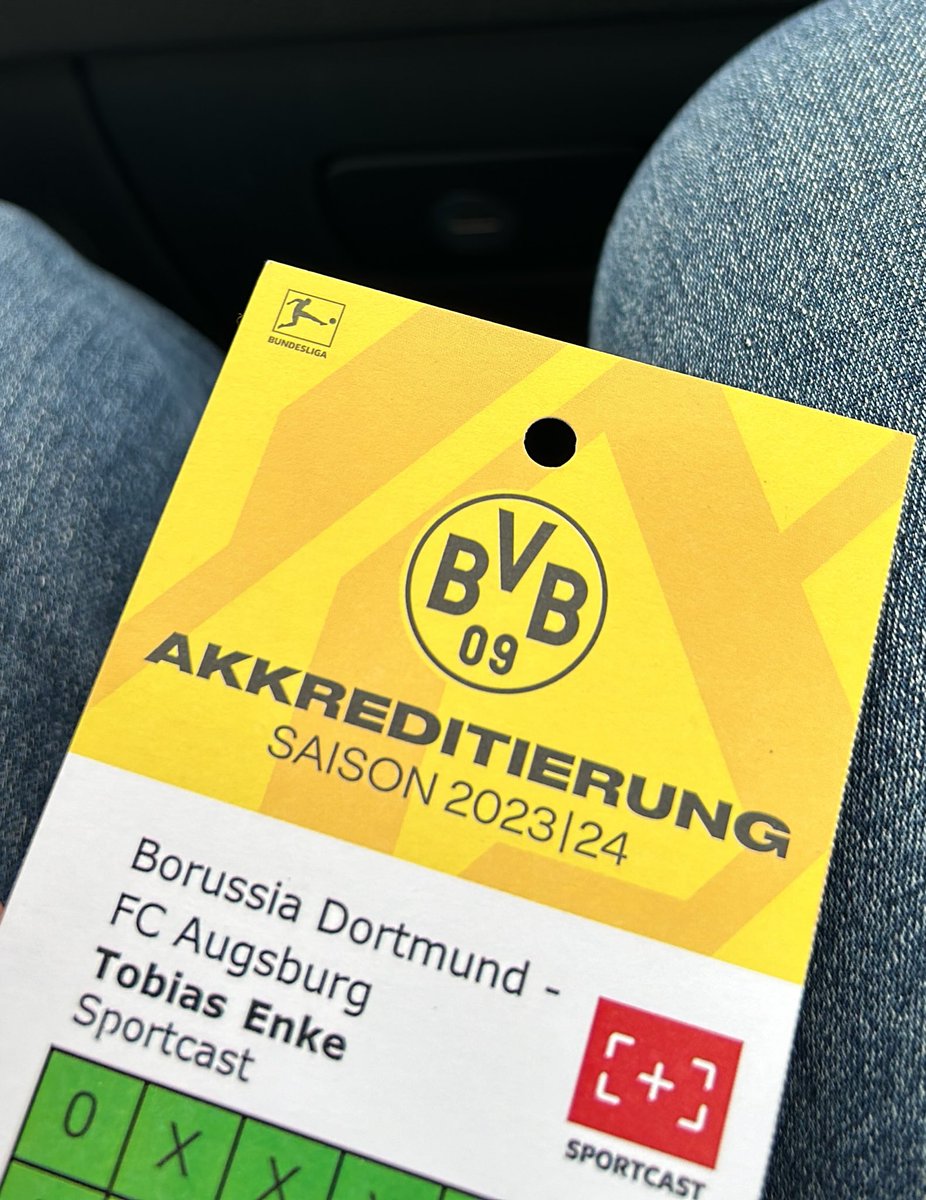 Dortmund. Wir gehen rein. #BVBFCA