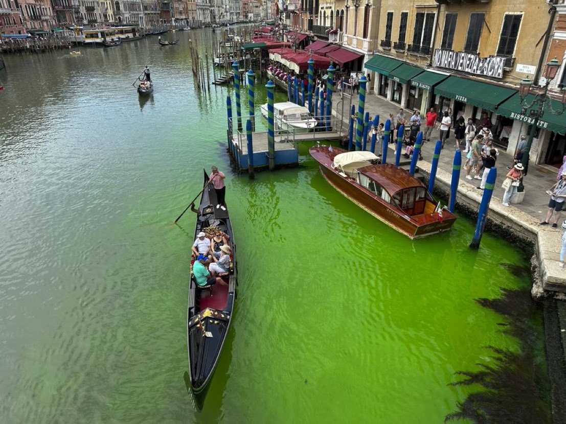 Venedik, günübirlik ziyaretçilerden aldığı giriş ücretinden 700 bin euro'dan fazla gelir elde etti.