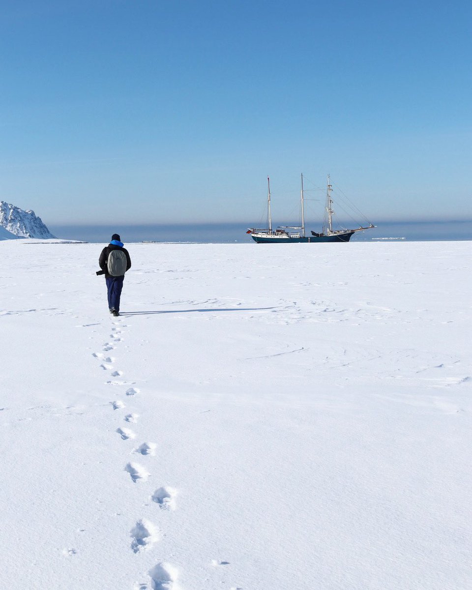 A year ago today I left Svalbard. In my diary, I wrote: ‘The art/writing worlds starts to feel like an interconnected web which I’m a part of. Keep reminding myself: allow your body to take up space. Also: allow your work to take up space.’