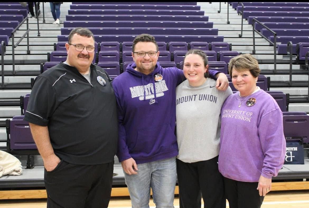 Ben Thomas tweet media