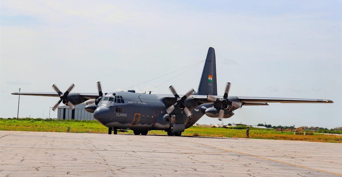 #Niger🇳🇪 - An Air Force C-130H (reg. 5U-MMS) flew yesterday from Niamey to Ankara-Esenboga🇹🇷 Airport. It’s parked far away from the terminal, that’s why I assume it’s possibly picking up cargo. There are several contracts between Turkish Defense companies & Niger for equipment.
