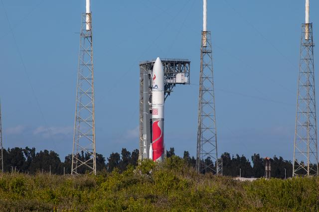 On Friday, Jan. 5, 2024, United Launch Alliance’s Vulcan rocket carrying Astrobotic’s Peregrine lunar lander is rolled out of the Vertical Integration Facility to the launch pad at Space Launch Complex 41 on Cape Canaveral Space Force Station in Flor...
 
-2024-01-05