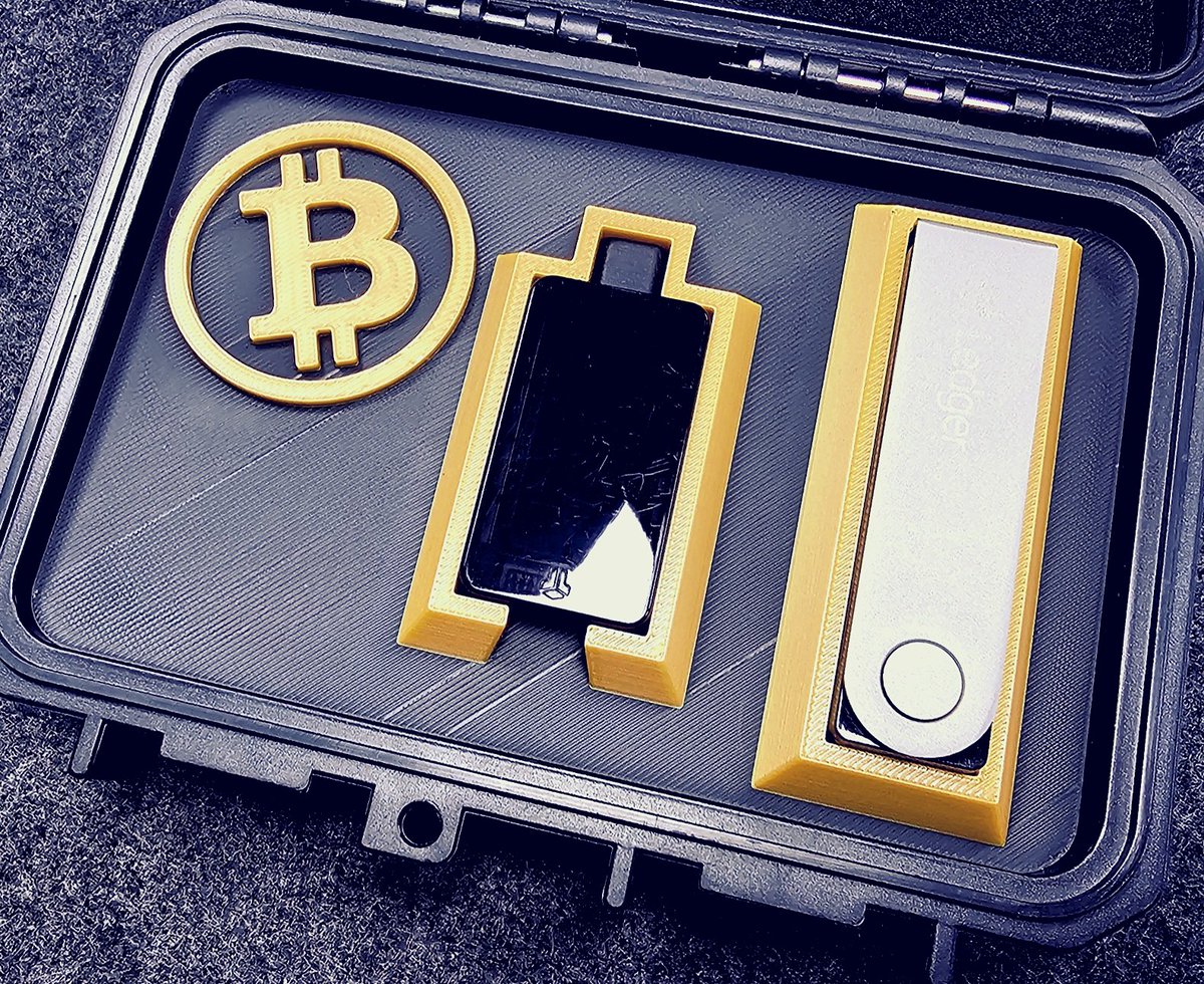 🧡Celebrate your #Bitcoin self custody.🧡

Show me your treasure chest.