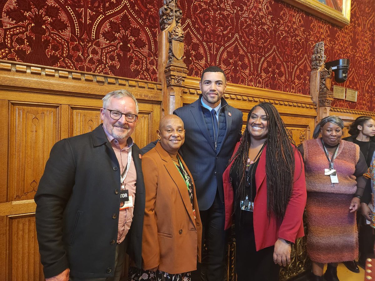 Thanks to Doreen Lawrence for attending the #ShowRacismtheRedCard in the @UKParliament. Doreen has supported @SRTRC_England for more than 27 years since attending our @SpursOfficial event with @SolManOfficial. Pic with @BellRibeiroAddy @lutherburrell #Antiracism #Education @PFA