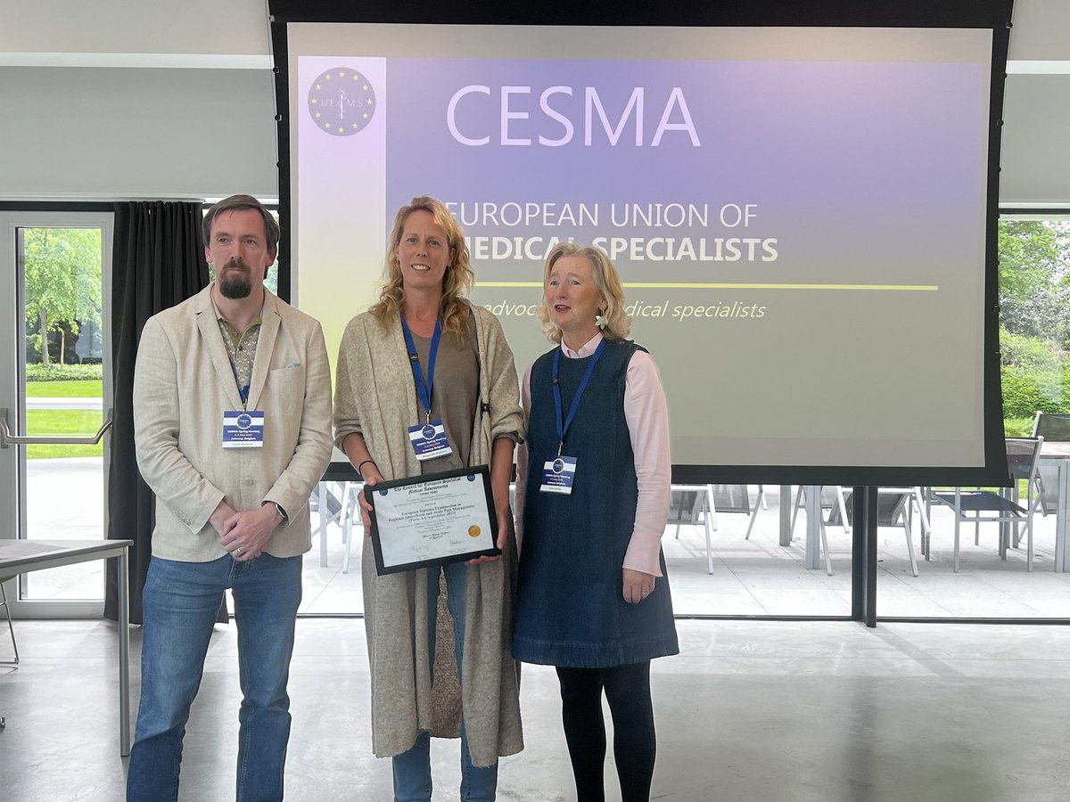 proud to receive the CESMA certificate on behalf of the EDRA board. Thank you to the whole board for their hard work! @ESRA_Society @docmorne @PeterMerjavy