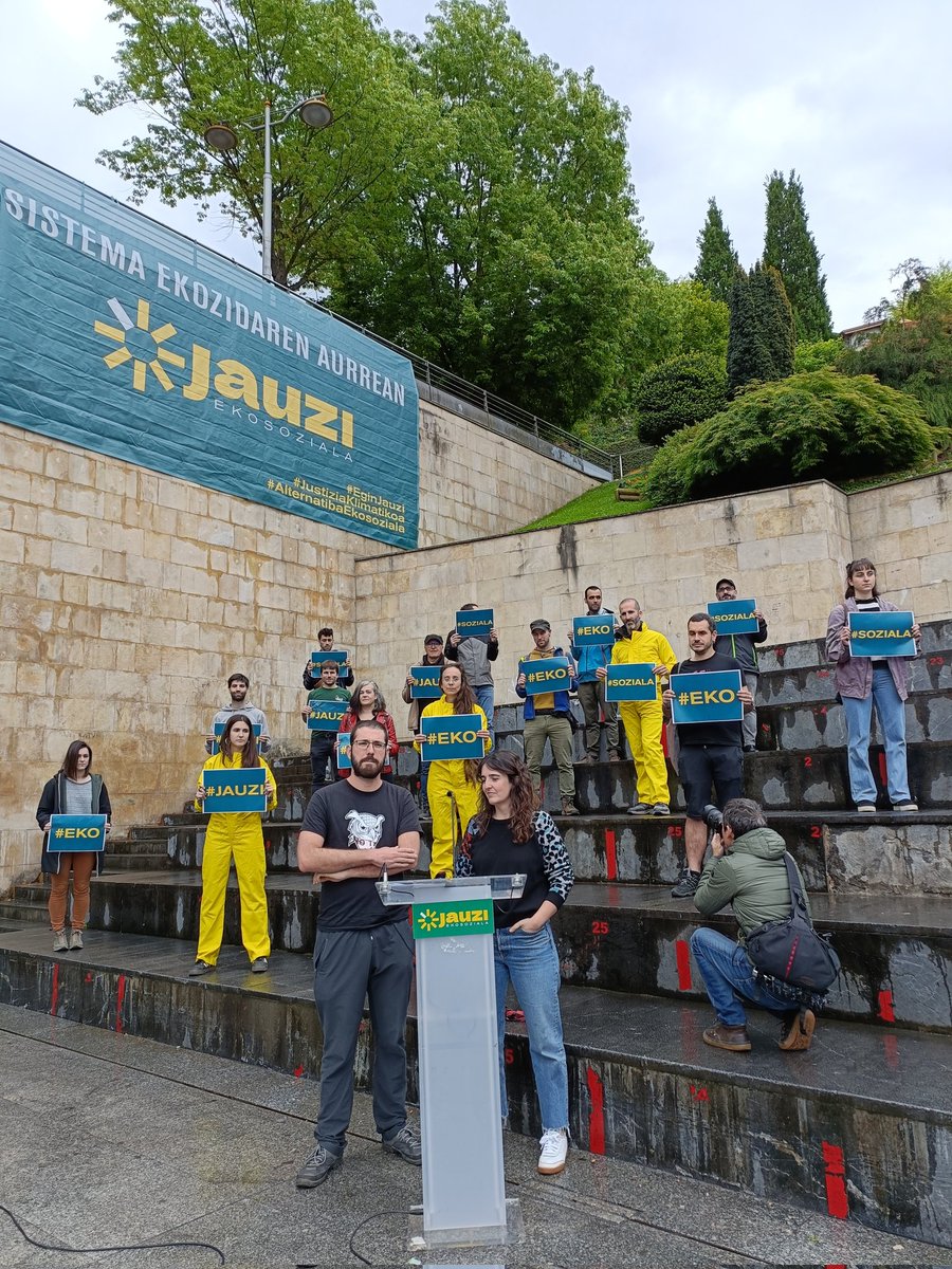 Gorka Berasategi (@gorkaberasategi) on Twitter photo .<a href="/JauziEkosoziala/">Jauzi Ekosoziala</a> eragile ekologista aurkeztu dute gaur Eibarren. Helburutzat du "ekologismo soziala integraltasunez eta transbertsalitatez lantzea, eta alternatiba sistemikoa plazaratu nahi duen Euskal Herriko mugimendu nazionala sortzea" <a href="/berria/">Berria.eus</a> .<a href="/JauziEkosoziala/">Jauzi Ekosoziala</a> eragile ekologista aurkeztu dute gaur Eibarren. Helburutzat du "ekologismo soziala integraltasunez eta transbertsalitatez lantzea, eta alternatiba sistemikoa plazaratu nahi duen Euskal Herriko mugimendu nazionala sortzea" <a href="/berria/">Berria.eus</a>