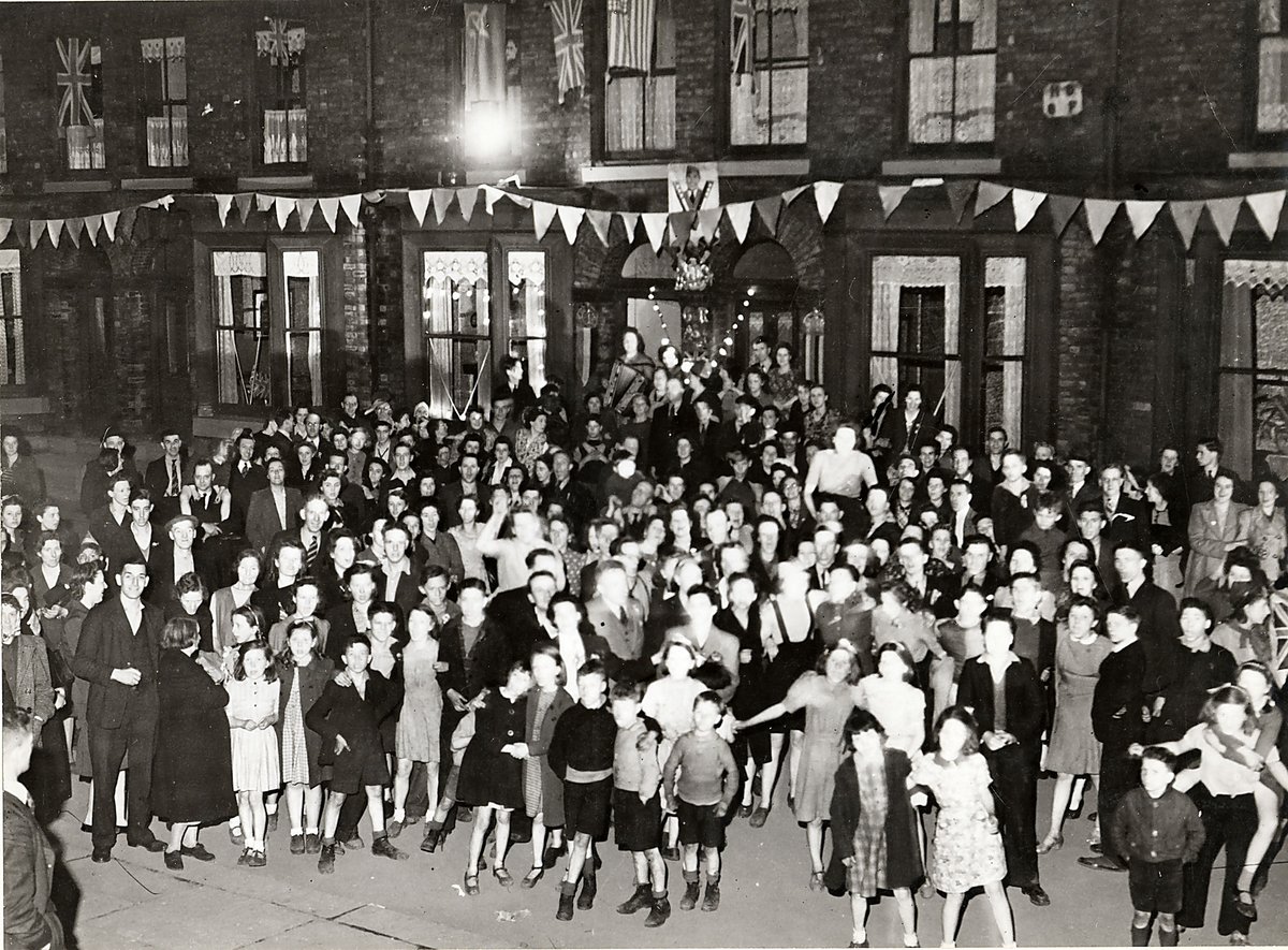 V.E. Day Celebrations, Augustus Street, Old Trafford, 8 May 1945 at 1.00am. Trafford Local Studies collection, cat. ref. TL1187. Take another look at our 2020 online exhibition commemorating the 75th anniversary of VE Day: exploringtraffordsheritage.omeka.net/exhibits/show/…