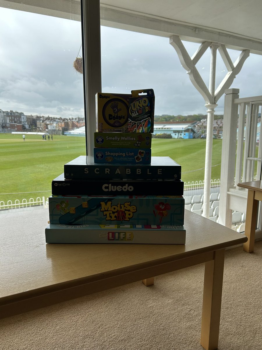 Bank holiday Saturday, not sure what to do with the kids, the sun is coming out, the cricket is on, the board games are waiting, pavilion bar menu is available. Scarborough 2nd XI vs Pickering CC, starts at midday today.