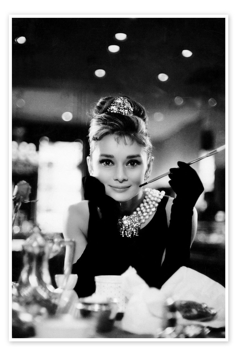Hoy habría cumplido 95 años Es la imagen de la elegancia, de la delicadeza: Audrey Hepburn ¿Qué película suya te gusta más? Voto 👉'Charada' y 'Breakfast at Tiffany´s' Inolvidable su 'Moon River' (precursora de la música en los balcones)