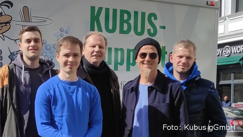 Kubus-Foodtruck serviert Suppen von Spitzenköchen für Menschen in Not
facettenneukoelln.wordpress.com/2024/05/04/kub…