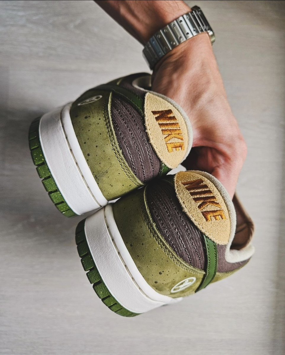 SneakerVisionz's tweet photo. Unreleased Yuto Horigome x Nike SB Dunk Low 🫒 https://t.co/ehgOsD2XAY