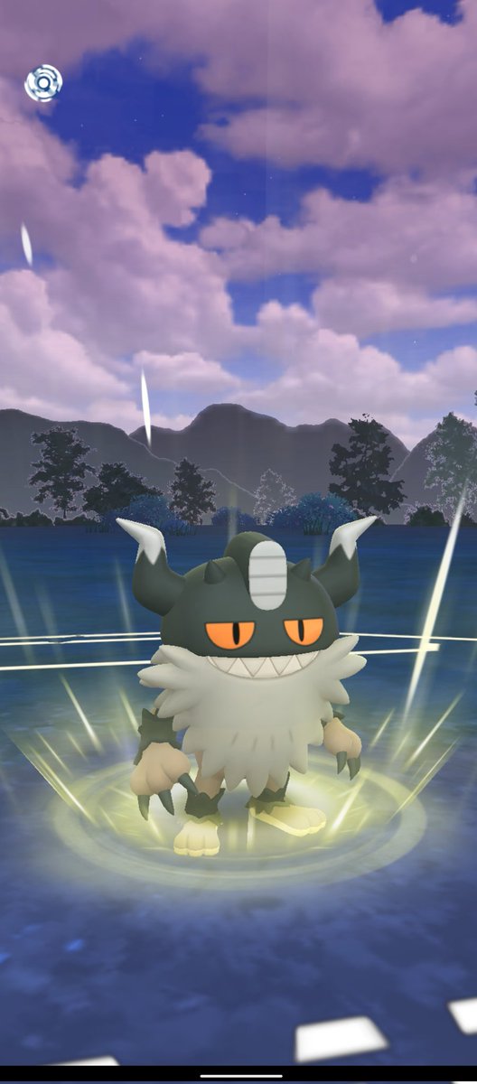 JaneMarinka's tweet photo. Why the heck my game always froze before I win the GBL? 

#PokemonGO https://t.co/oeZHYBoFqA
