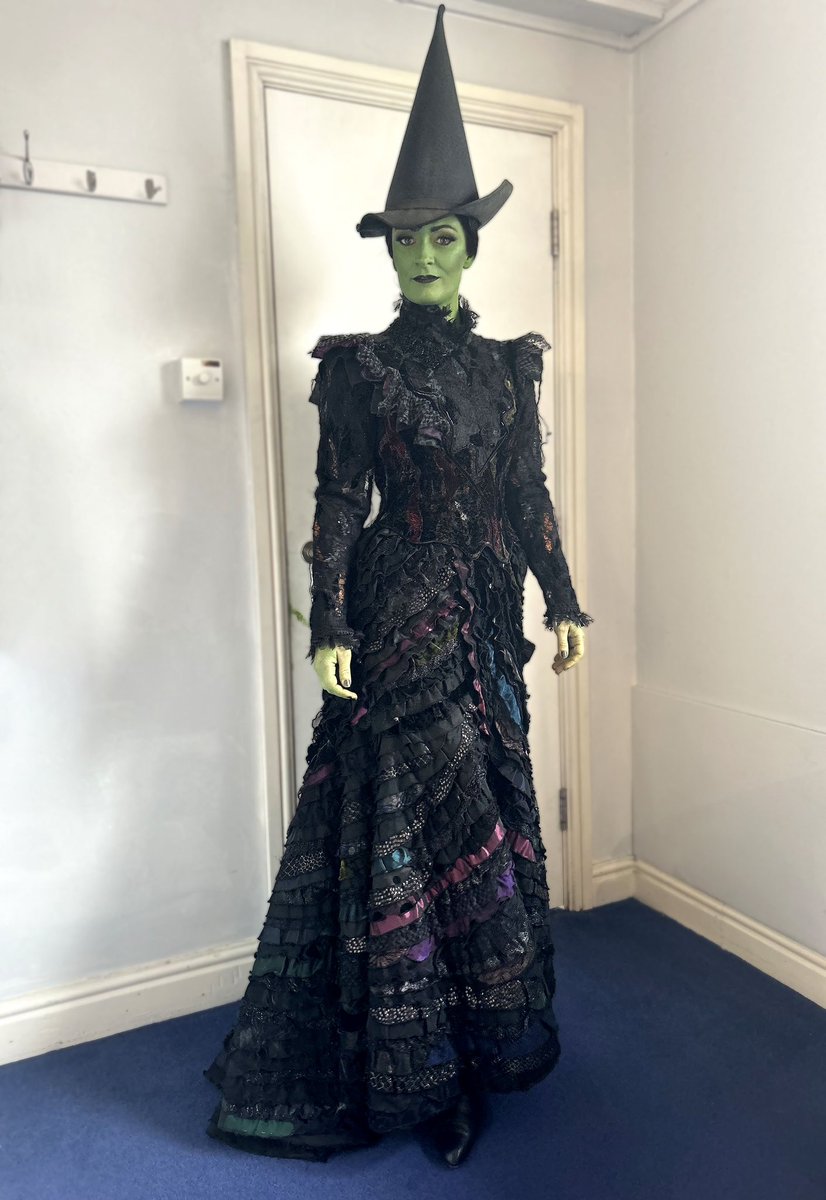 Last night Charlotte Anne Steen defied gravity and made her debut as Elphaba. Congratulotions! #WickedLondon