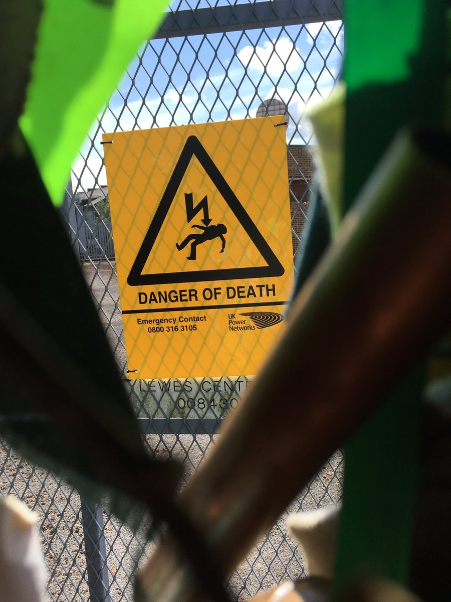 SmiffsW6's tweet image. Uh oh….