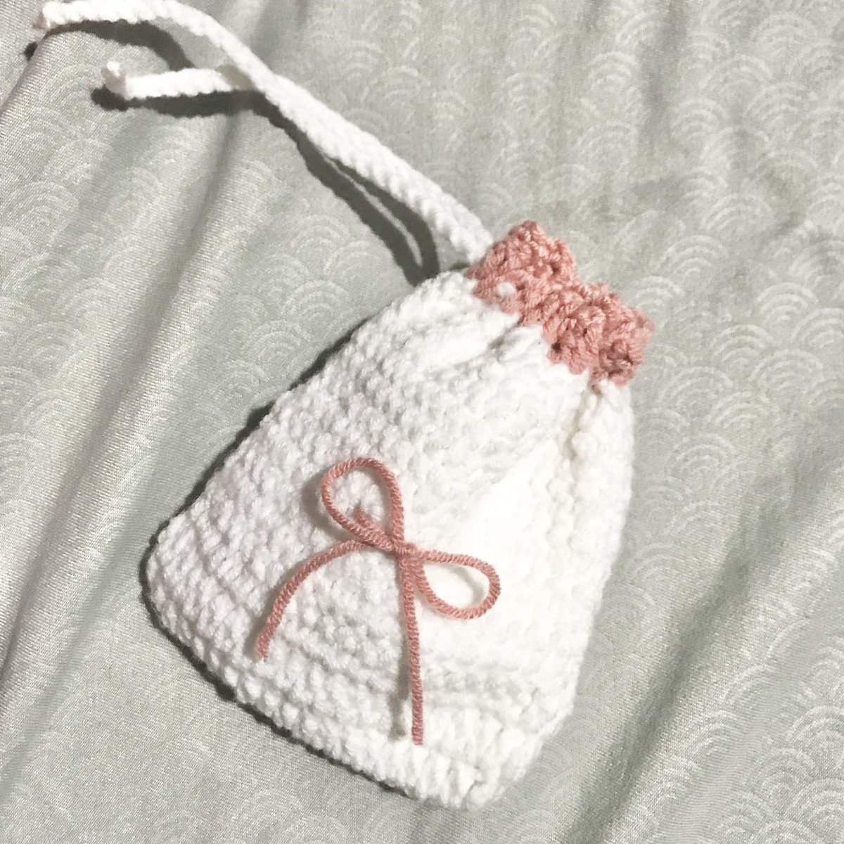 jinosmails's tweet photo. #jinosells_

crochet drawstring pouch ₱65
handmade by me!

also pls support my biz on ig @/crochelle.eg 😁

wts lfb ph crochet coquette ribbon pink enhypen for exposure only https://t.co/uq5SbhNYnK