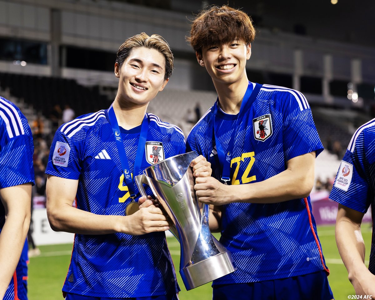 🔹U-23日本代表🔹

U23 #アジアカップ 優勝を果たした選手たち📸

#関根大輝 #細谷真大 #小久保玲央ブライアン
#山本理仁 #藤田譲瑠チマ
#半田陸 #松木玖生
#藤尾翔太 #高井幸大 

#AFCU23
#夢への勇気を #U23日本代表
#jfa #daihyo #サッカー日本代表