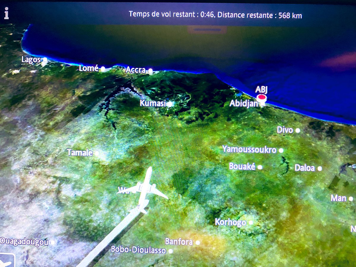 Ho raggiunto la Costa d’Avorio 🇨🇮 con gli Ambasciatori italiani nell’Africa Occidentale 👉 Oggi e domani riunione del #SistemaItalia @ItalyinAbidjan presieduta dal Segr Gen @ItalyMFA per strategia sviluppo e #businessdevelopment italiana 🇮🇹 nell’area @ASSAFRICA @GruppoCDP