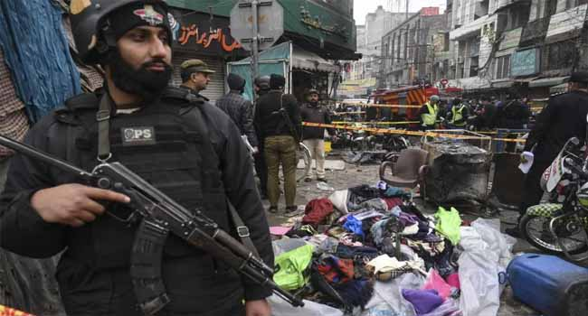 पाकिस्तान में अप्रैल में कम से कम 77 हमलों में 70 लोगो की हुईं मौतें dainiksaveratimes.com/international/… 
#DainikSavera #latestnews #hindinews #newsupdates #latestupdates #todaynews #updates #dailyupdates
