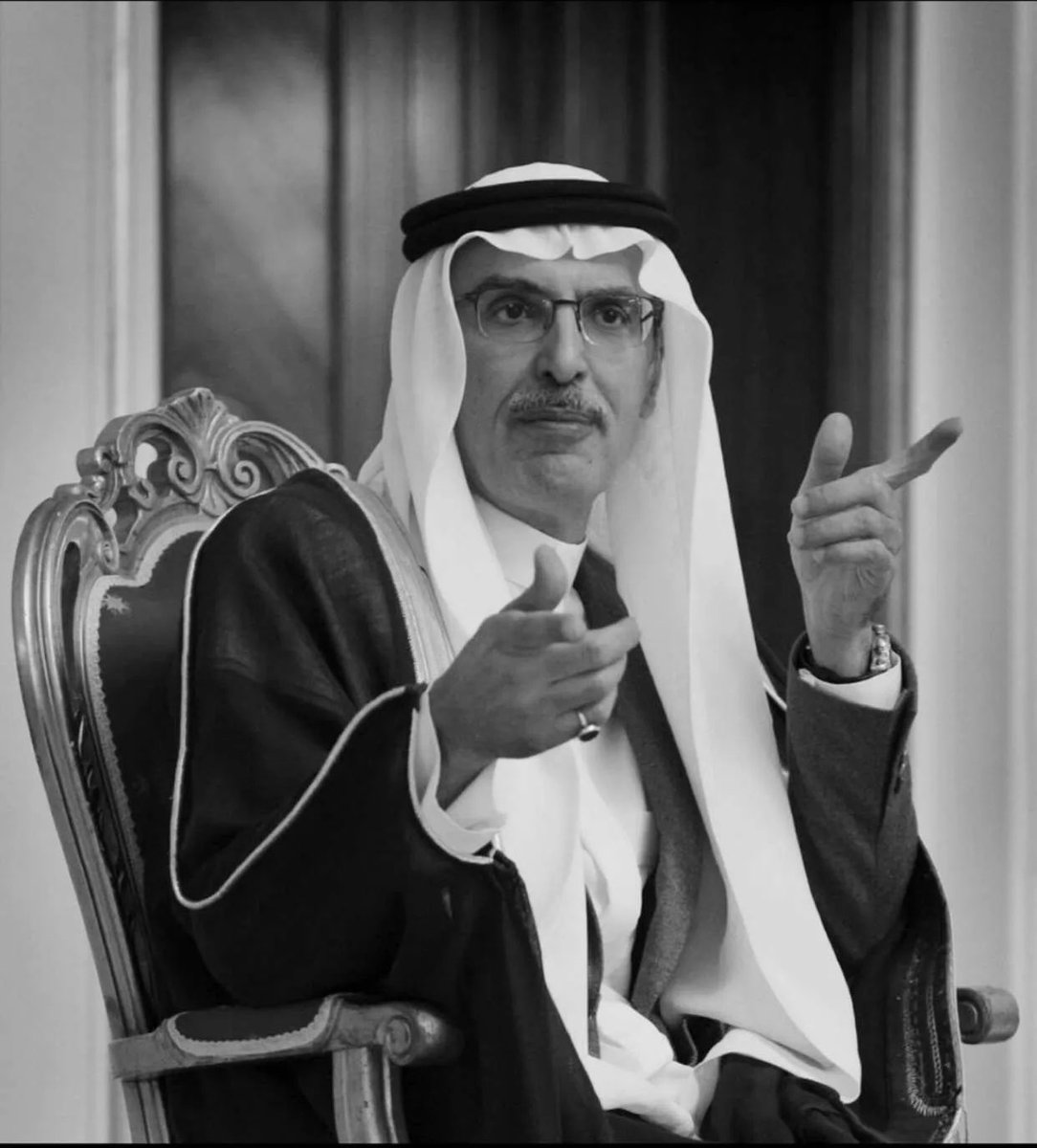 ⠀⠀ ⠀⠀ ⠀⠀ 
" لا بدها يـَ سعود بتغيب شمسي  
   ذي سنةٍ رب الخلايق فرضها " 

#بدر_بن_عبد_المحسن