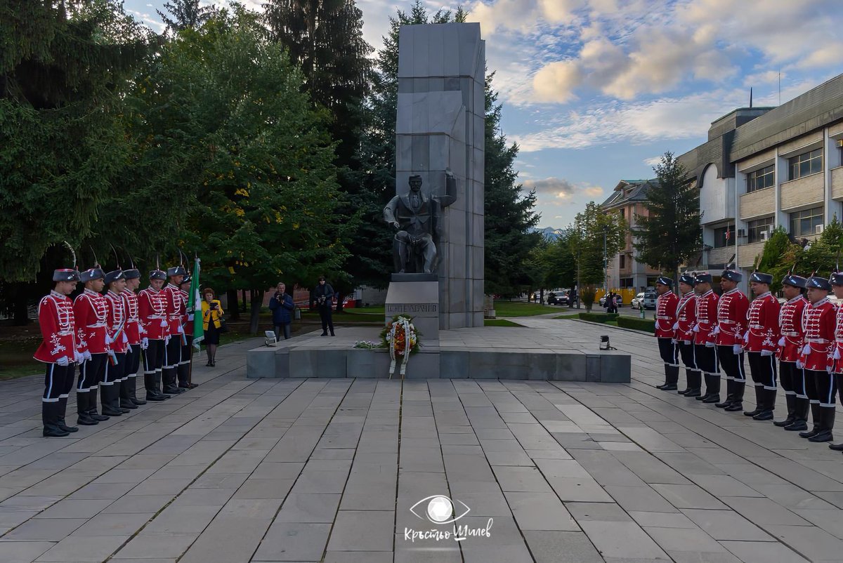 121 години от гибелта на великия син на майка България, Гоце Делчев. 
Поклон, войводо!
(снимка Кр.Шилев)