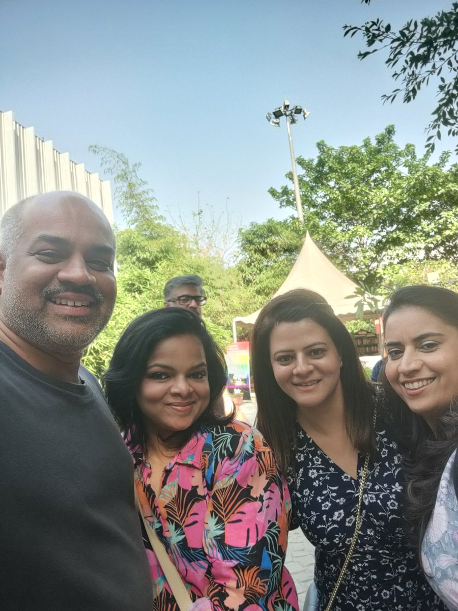 #GurgaonMeetUp
The prettiest tweet up 😍

Thanks 
<a href="/museo_camera/">MuseoCamera</a> <a href="/aditya_museo/">Aditya Arya</a>