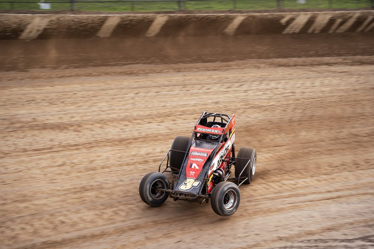 Back for more tonight at @EldoraSpeedway #LetsRaceTwo 🎥 @FloRacing at 6:00pm EST 📷 @Dirtroots_Jess