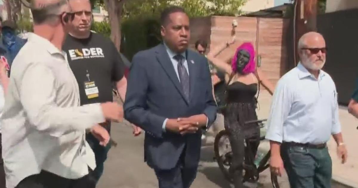 NEVER FORGET: A white liberal dressed in a monkey mask and threw an egg at Black California Governor candidate @larryelder and there was complete silence from MSM and Democrats. Don’t let the fake outrage about the Ole Miss guy making monkey noises fool you. It’s acceptable…